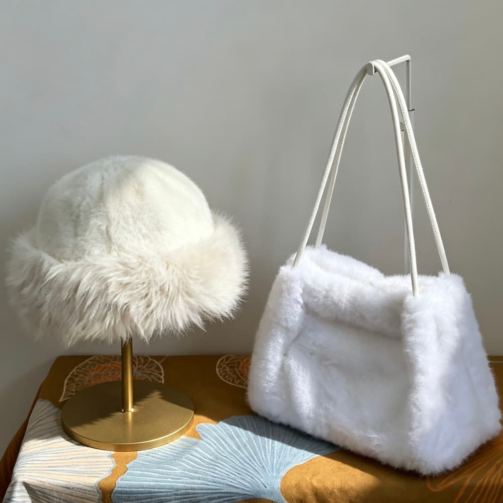 Plush bag with hat