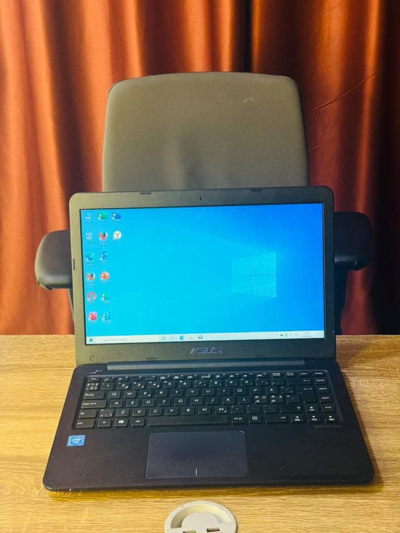 ASUS LAPTOP -15