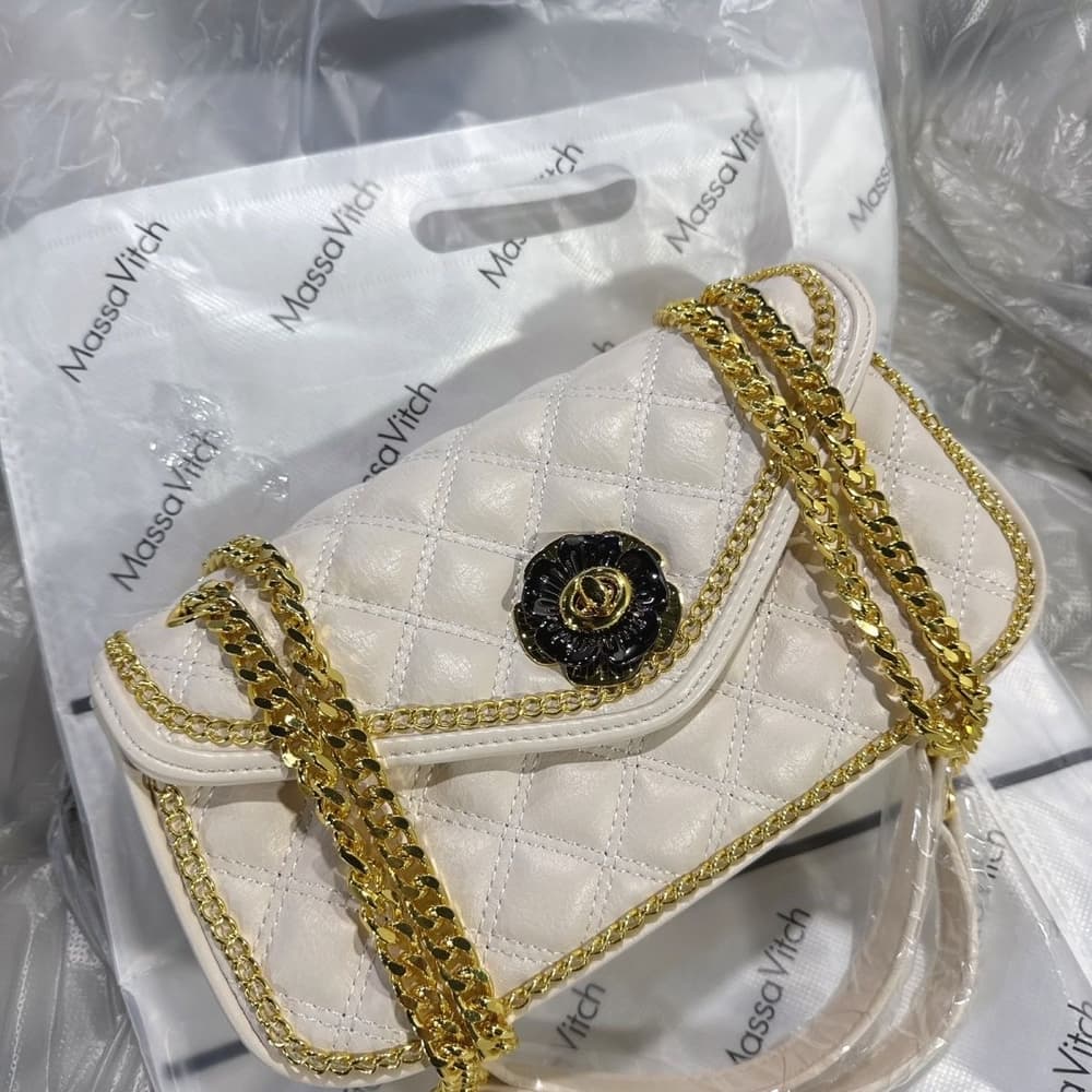 Camellia Hand Bag